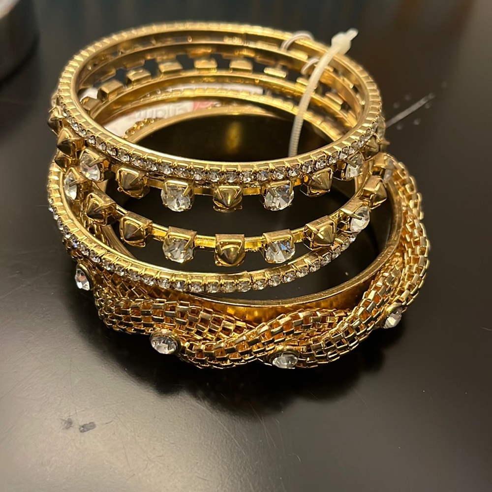 Charming Charlie Gold Bangle Set